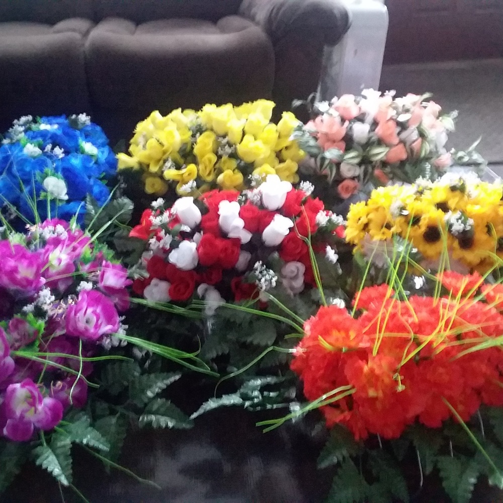 Cemetery flower's